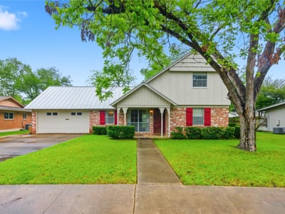 Property photo 3 at 6103 Janey DR - 4 bed 2 bath home