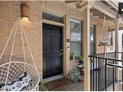 Living area at 611 E 45th ST Unit #25 - 1 bed 1 bath home