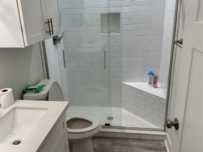 Photo 5 of 16 at 611 Lauderdale DR - 2 bed 2 bath home