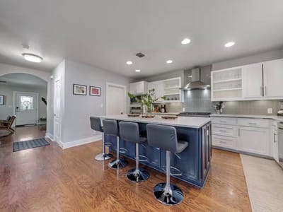 Primary bedroom at 611 W Johanna ST - 3 bed 2 bath home