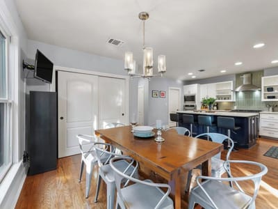 Kitchen at 611 W Johanna ST - 3 bed 2 bath home
