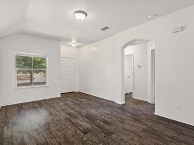Property photo 5 at 612 Amber LN - 3 bed 2 bath home