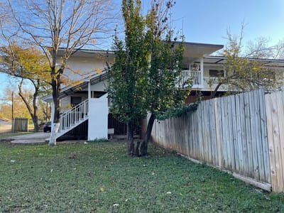 Primary bedroom at 613 Central Texas Expy Unit #A, B & C - 10 bed 5 bath home