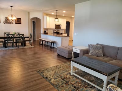 Living area at 613 Noatak TRL - 4 bed 2 bath home