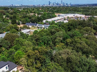Property photo 5 at 613 Rock Park DR - Westwood Villas Sec 02, Austin, TX