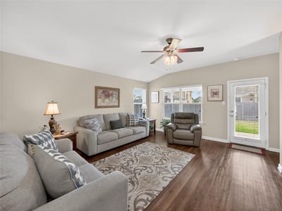 Primary bedroom at 614 Lantana Ave - 3 bed 2 bath home
