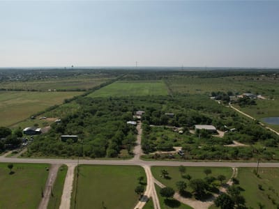 Photo 3 of 13 at 6144 Turnersville RD - Creedmoor, Creedmoor, TX