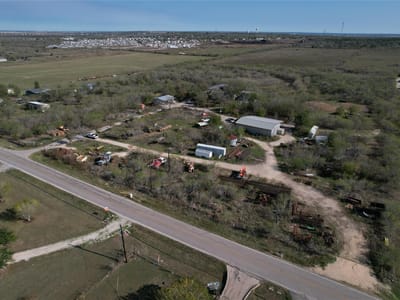 Photo 4 of 13 at 6144 Turnersville RD - Creedmoor, Creedmoor, TX