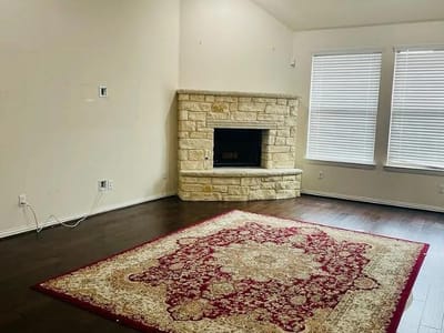 Kitchen at 616 Garner Park Dr - 3 bed 2 bath home
