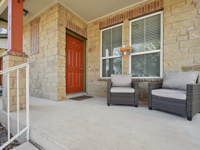 Property photo 2 at 616 Lookout Tree LN - 3 bed 2 bath home