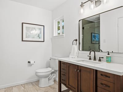 Bathroom at 617 Blackberry DR - 3 bed 2 bath home