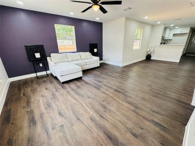 Property photo 4 at 617 Persimmon ST - 3 bed 2 bath home