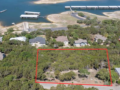 Property photo 5 at 6203 Lakeshore DR - Lago Vista Sec 01, Lago Vista, TX