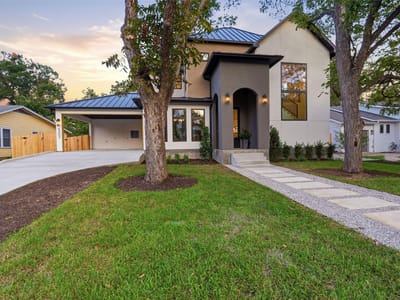 Photo 3 of 40 at 6203 Shoalwood Ave - 5 bed 4 bath home