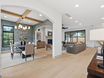 Photo 4 of 40 at 6203 Shoalwood Ave - 5 bed 4 bath home