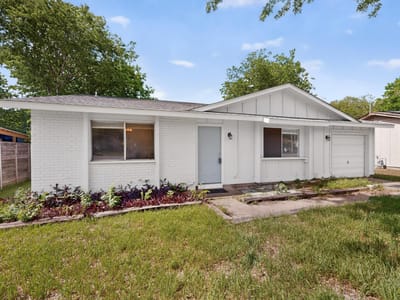 Kitchen at 6204 Shadow BND - 3 bed 1 bath home