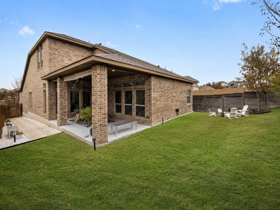 Kitchen at 6205 Llano Stage TRL - 4 bed 3 bath home