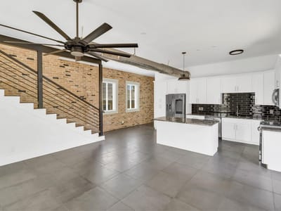 Photo 5 of 40 at 623 Sturgeon ST - 4 bed 4 bath home