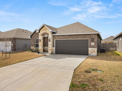 Kitchen at 623 Winscott Ave - 4 bed 3 bath home