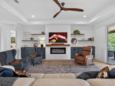 Living area at 624 Broken Hills Dr - 4 bed 2 bath home