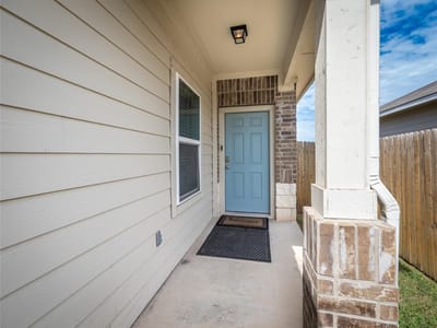 Property photo 4 at 624 Independence Ave - 4 bed 2 bath home