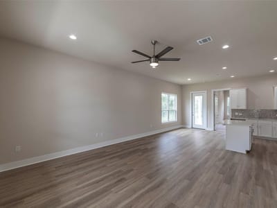 Living area at 625 Birch LN - 3 bed 2 bath home
