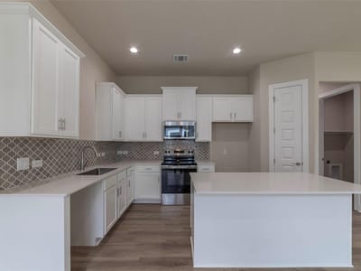 Kitchen at 625 Birch LN - 3 bed 2 bath home