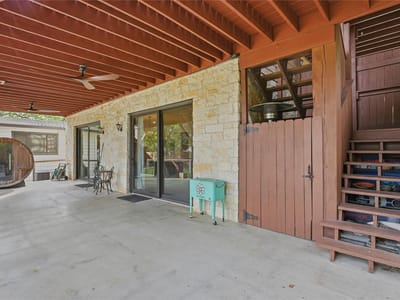 Property photo 2 at 628 Country LN - 5 bed 3 bath home