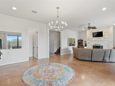 Property photo 4 at 628 Country LN - 5 bed 3 bath home