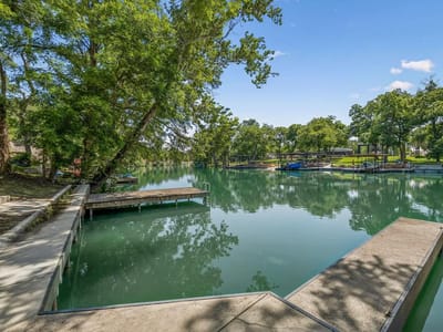 Living area at 628 Cypress Ridge - Zipp - Koepsel, McQueeney, TX