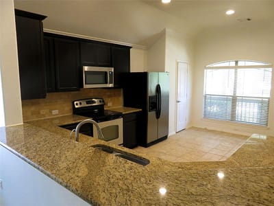Primary bedroom at 629 Boone Valley DR - 3 bed 2 bath home