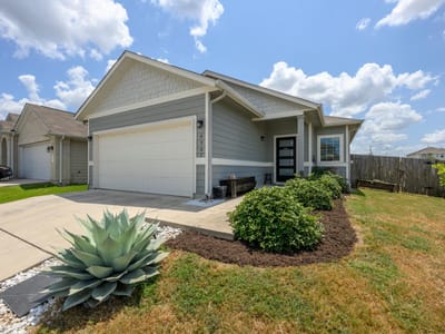 Property photo 3 at 6301 Andes Peak TRL - 3 bed 2 bath home