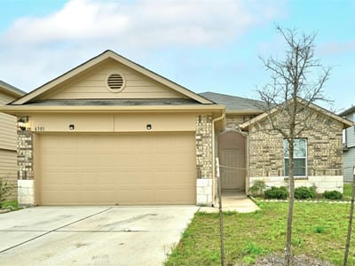 Living area at 6301 Wideleaf Dr - 3 bed 2 bath home