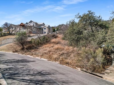 Property photo 2 at 6304 Rusty Ridge DR - Shinoak Valley, Balcones, TX
