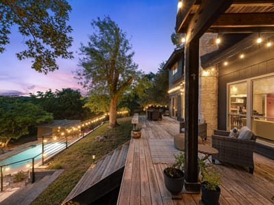 Living area at 6305 Plum Hollow Overlook - 5 bed 3 bath home