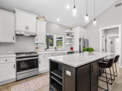 Kitchen at 631 Lakeside DR - 3 bed 2 bath home