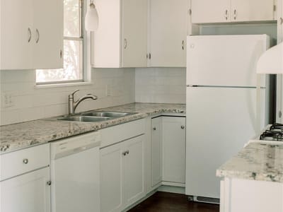 Property photo 4 at 6313 Kenilworth DR - 3 bed 1 bath home