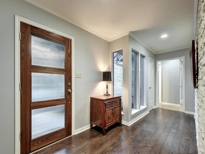 Photo 5 of 40 at 6315 Gato PATH - 4 bed 2 bath home