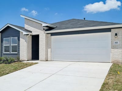 Living area at 632 Globe Mallow Cir - 4 bed 3 bath home