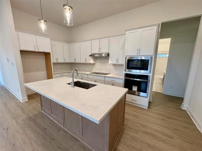 Living area at 632 Hickory Bend TRL - 4 bed 3 bath home