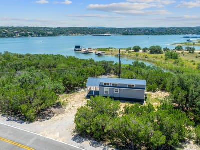 Living area at 635 Ivean Pearson Rd - Pearson S C J Pearson Sur, Lago Vista, TX