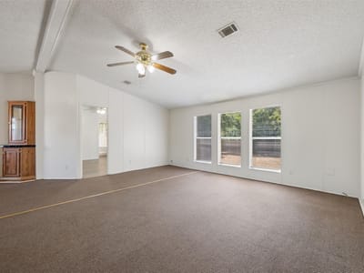 Bathroom at 635 W Dittmar RD - 3 bed 2 bath home