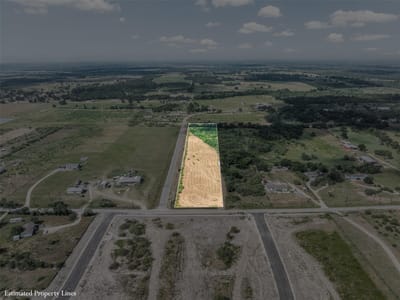 Primary bedroom at 6399 Taylorsville RD - Village Ranchettes, Dale, TX