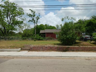 Property photo 2 at 6402 Ponca St - CUELLAR SUSIE & MARTIN SUBD, Austin, TX
