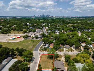 Property photo 4 at 6402 Ponca St - CUELLAR SUSIE & MARTIN SUBD, Austin, TX