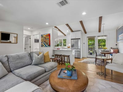 Property photo 3 at 6406 Shoal Creek BLVD - 4 bed 2 bath home