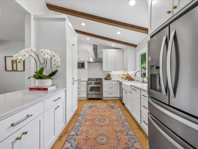 Property photo 4 at 6406 Shoal Creek BLVD - 4 bed 2 bath home