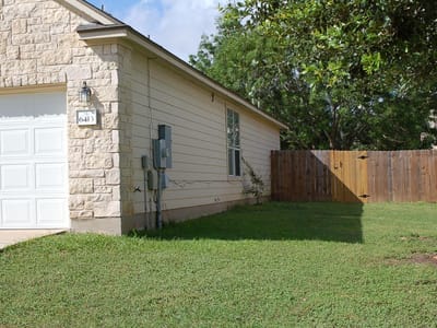 Property photo 3 at 6413 Baythorne DR - 4 bed 2 bath home