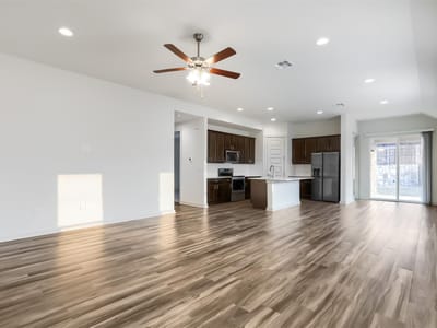 Property photo 4 at 644 Peace Pipe WAY - 4 bed 3 bath home
