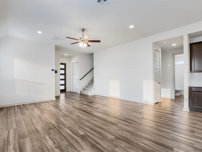 Property photo 5 at 644 Peace Pipe WAY - 4 bed 3 bath home